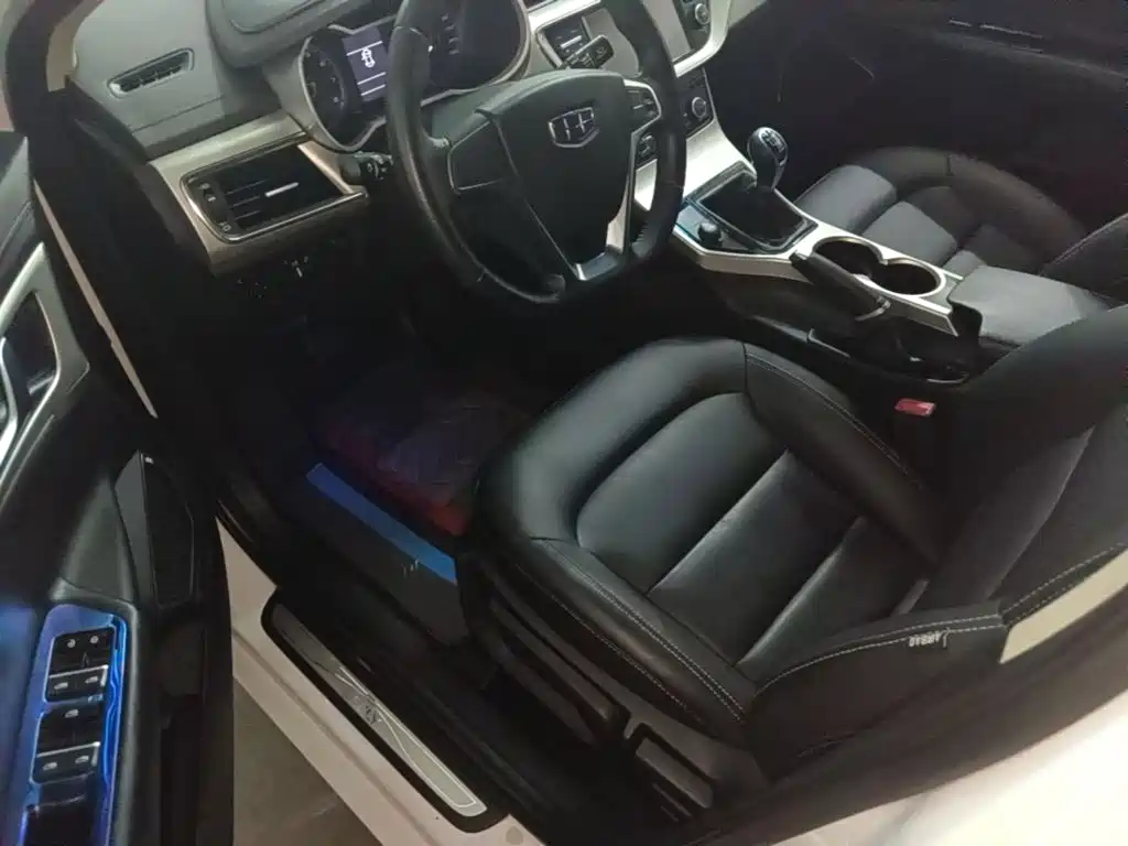 Photo 16 - Geely Emgrand GL