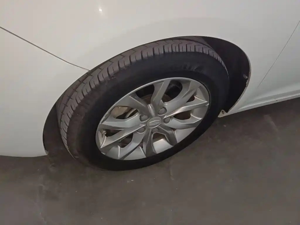 Photo 23 - Geely Emgrand GL