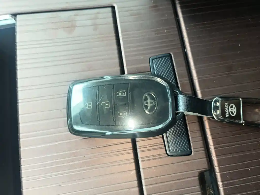 Toyota Granvia 2025 2024 2.5L Hybrid Comfort