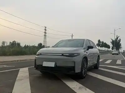 Leapmotor C10
