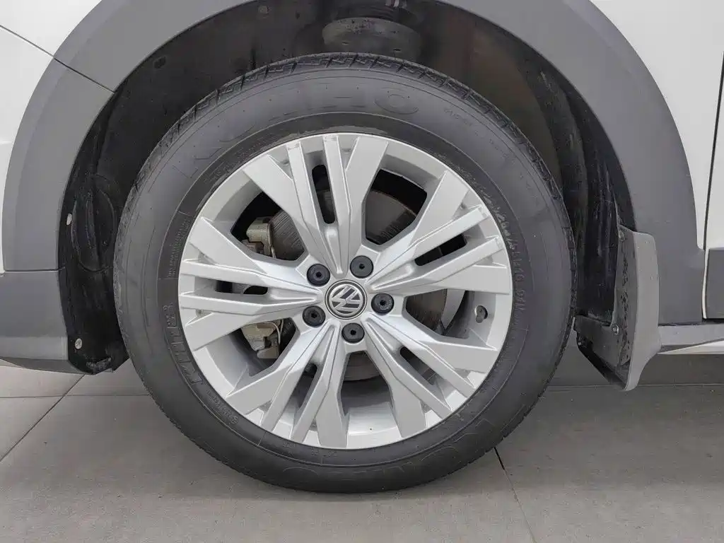 Volkswagen C-TREK 2019 2018 230TSI DSG Comfort
