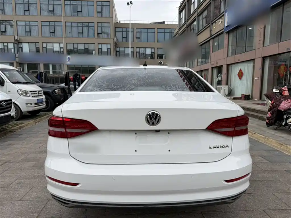 Volkswagen Lavida 2019 1.5L Auto Vision Edition China VI фото 10