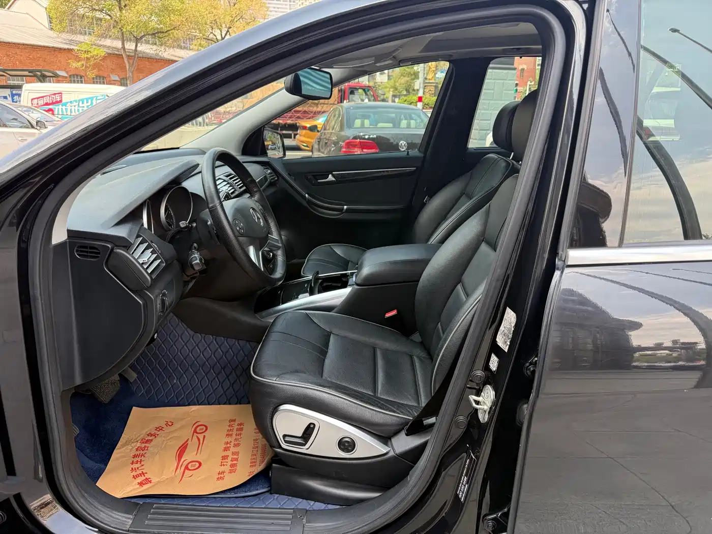 Mercedes-Benz R-Class 2015 R 320 4MATIC Luxury фото 12