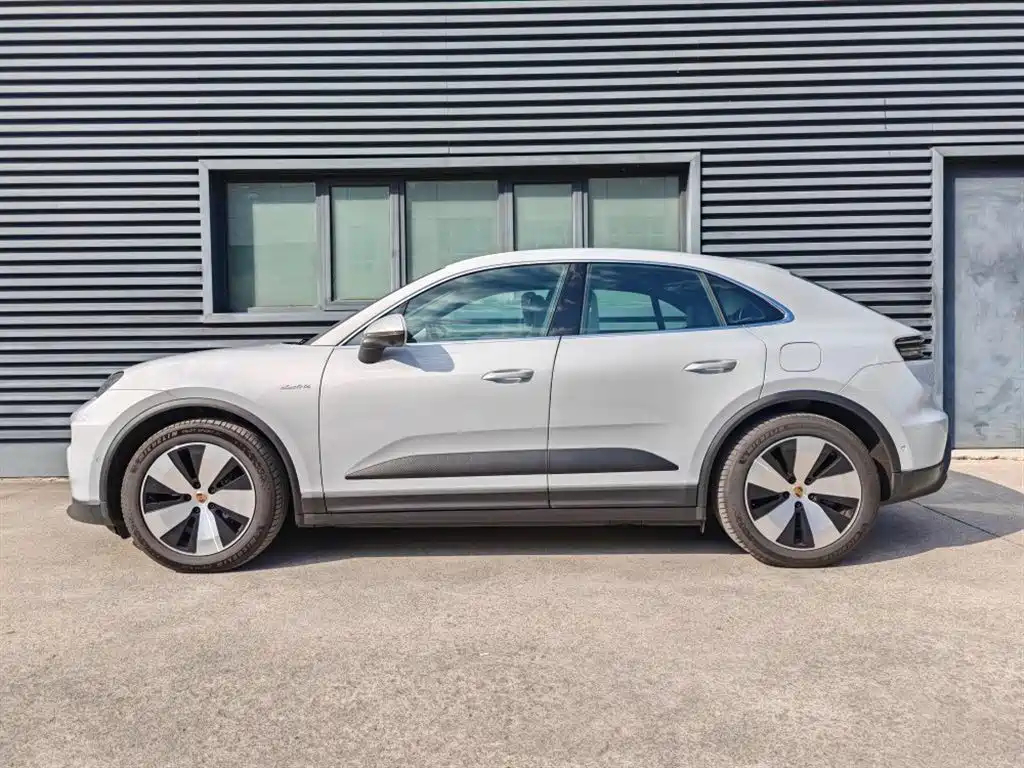 Porsche Macan EV 2024 2024 Macan 4