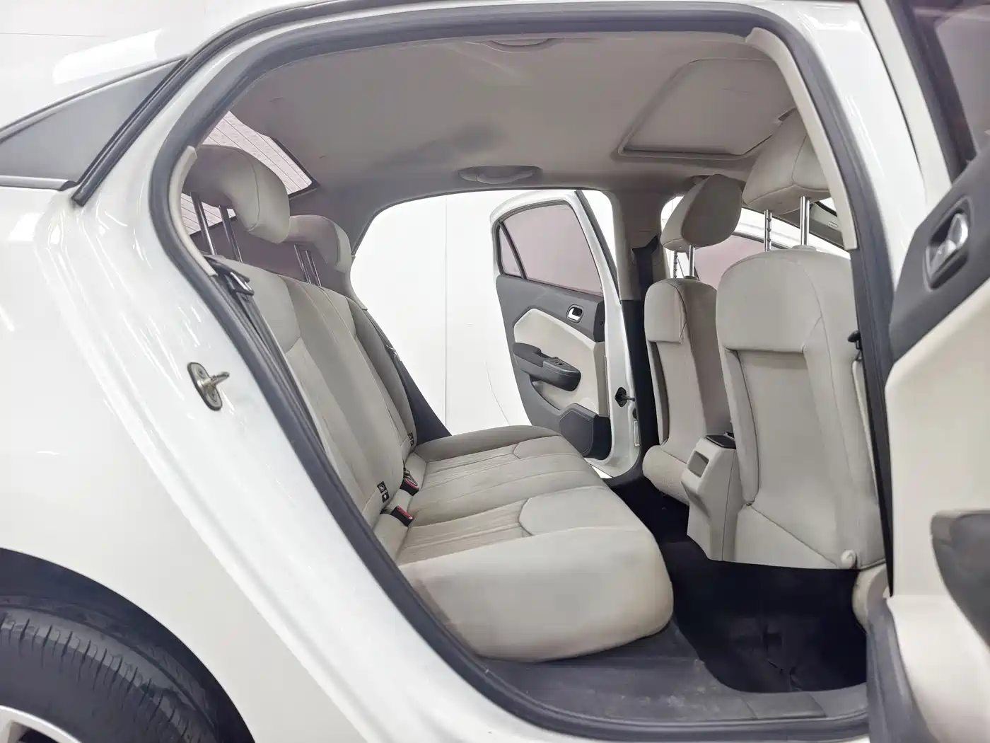 Dongfeng Aeolus L60 2017 2015 1.8L Manual New Enjoyment Type