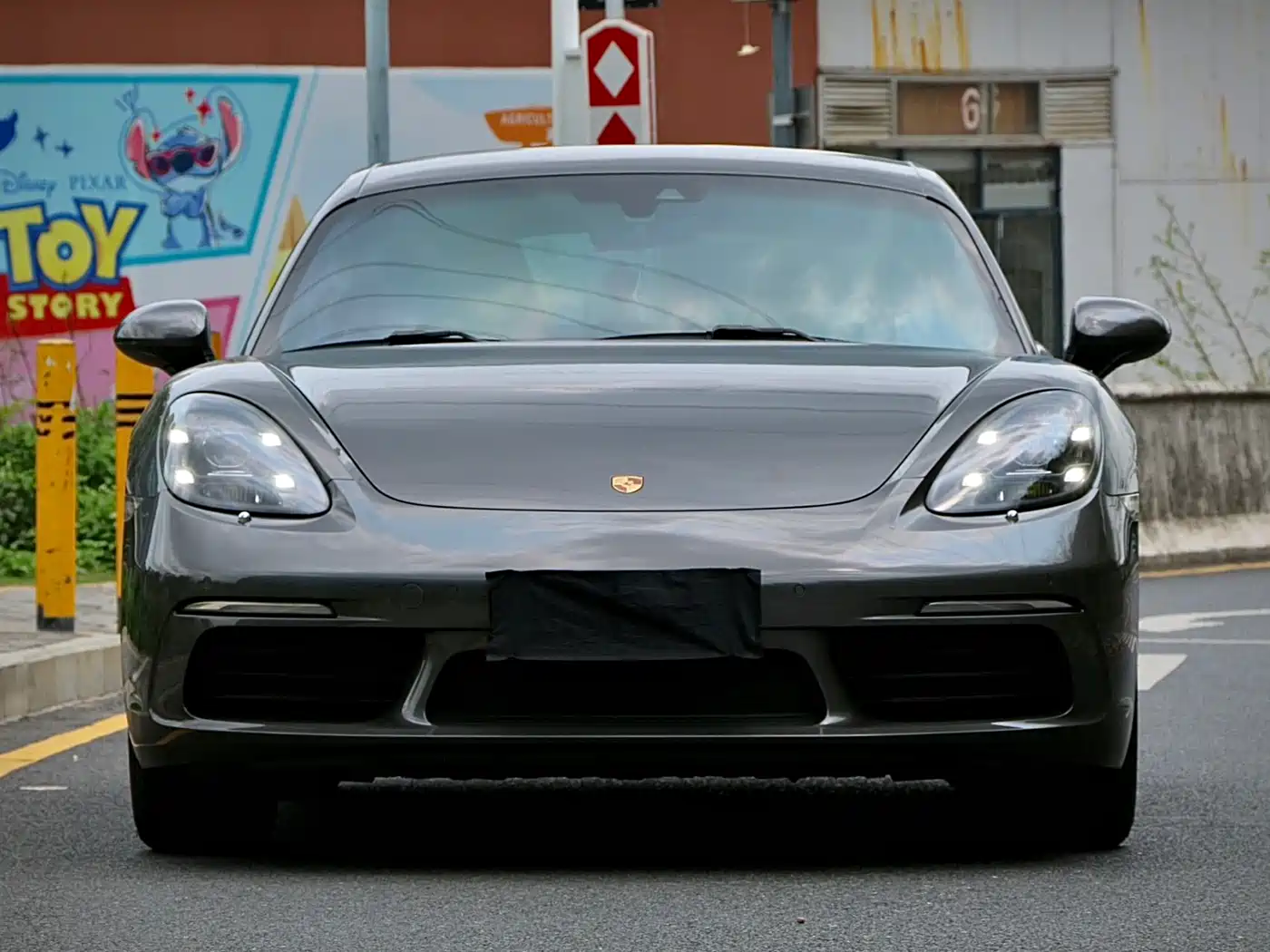 Porsche 718 2018 Cayman 2.0T фото 3