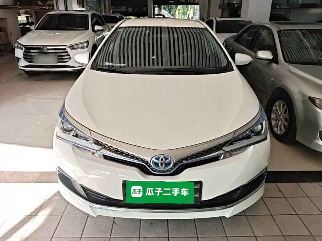 Toyota Corolla Twin Engine E+ 2020 2019 1.8L E-CVT Pioneer Edition