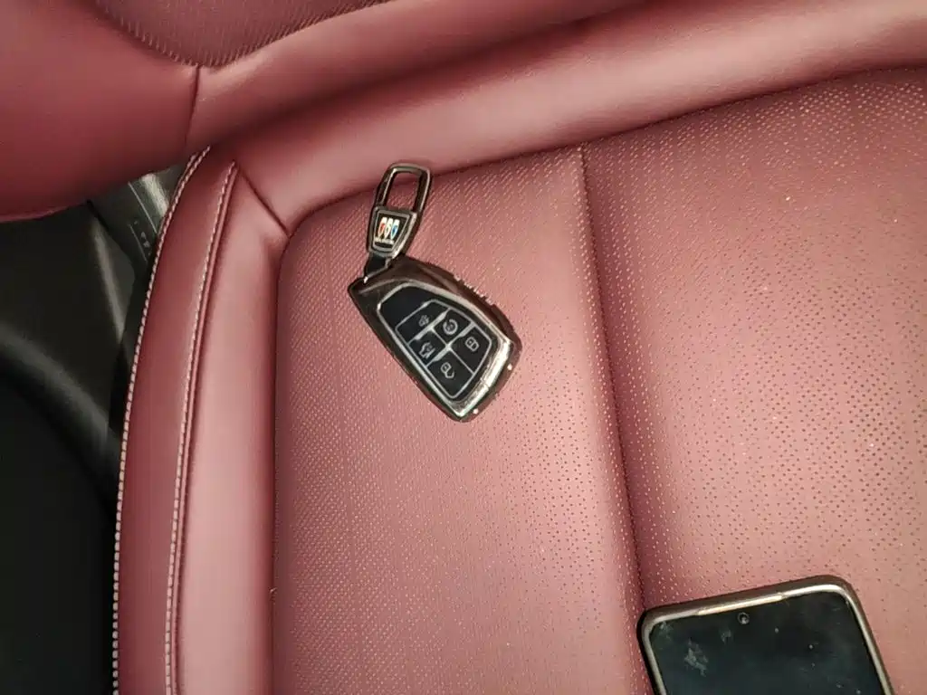Buick LaCrosse 2025 2025 Model 28T Platinum Edition