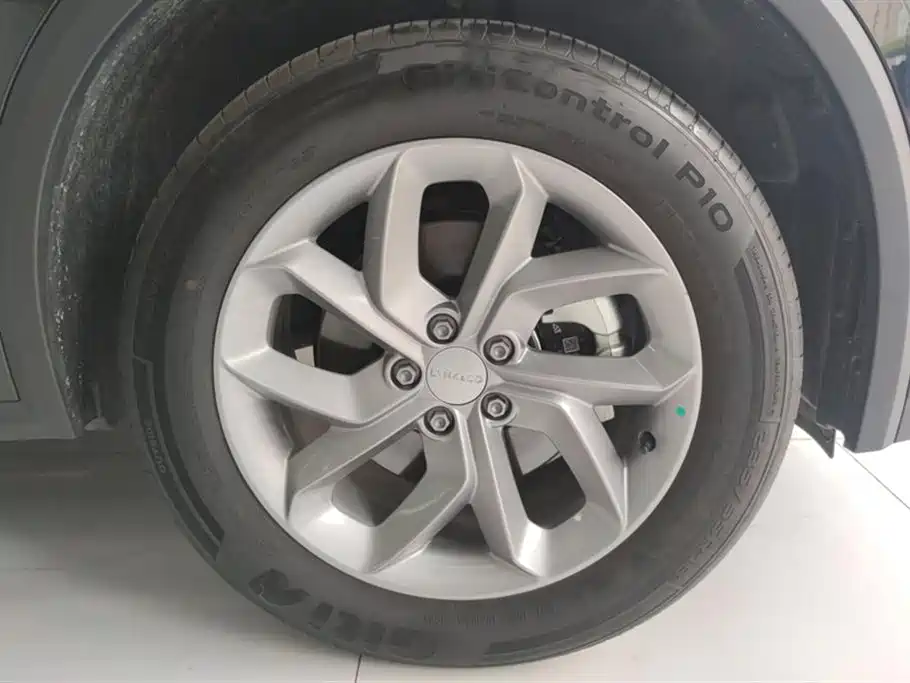 Lynk & Co 01 2025 Model Year 2.0TD 2WD Renewal Edition фото 6