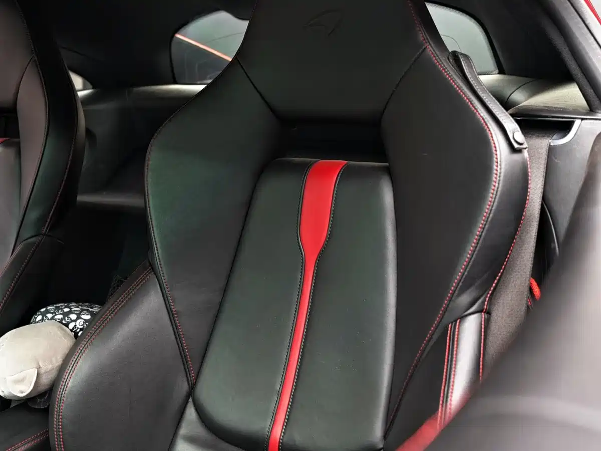 صورة 22 - McLaren 570