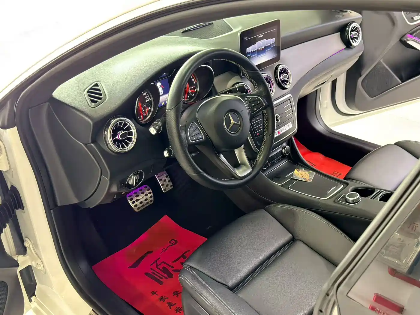 Mercedes-Benz CLA (Import) 2017 Facelift CLA 200 Style фото 7