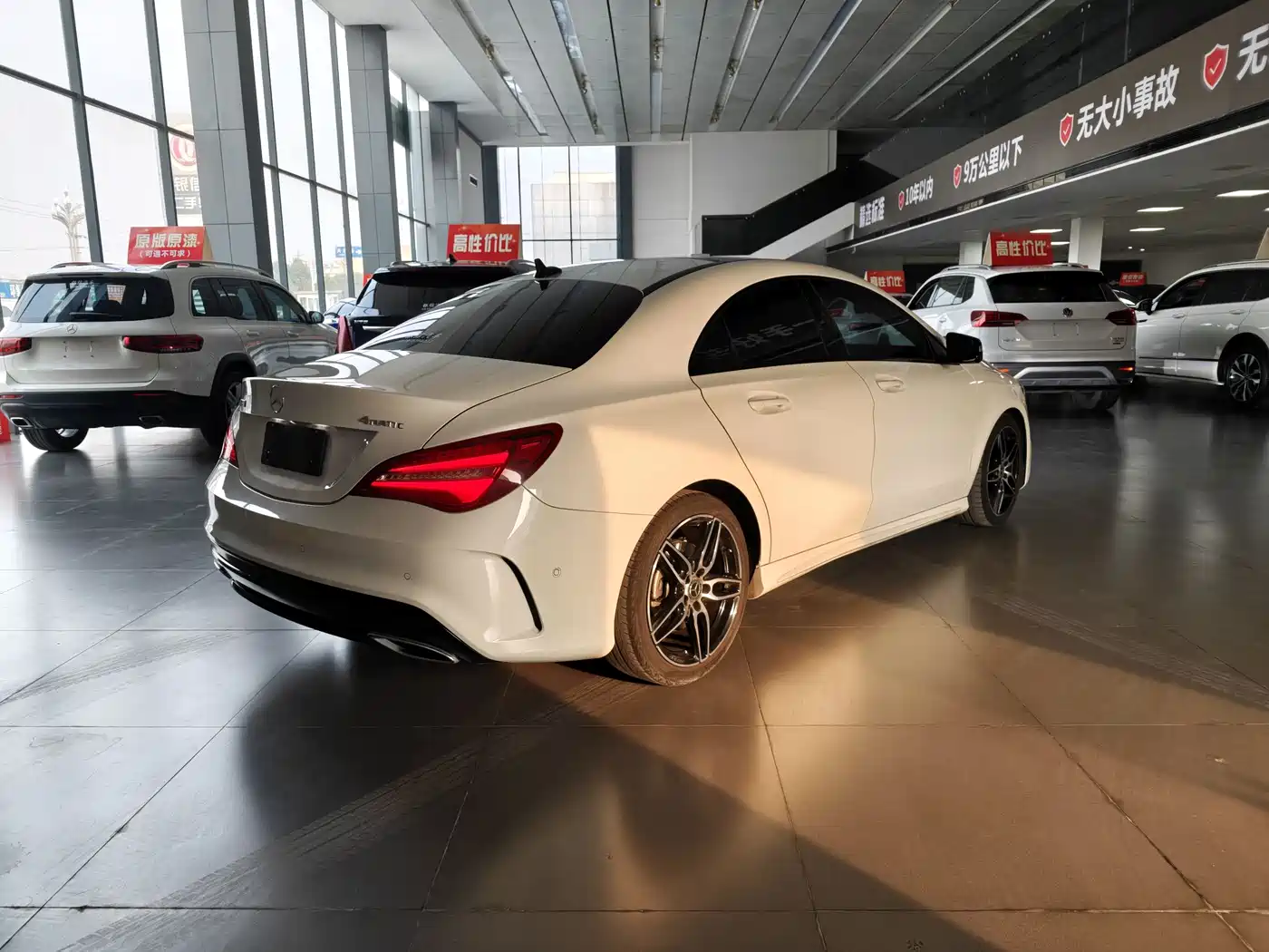 Mercedes-Benz CLA (Import) 2017 CLA 220 4MATIC фото 6