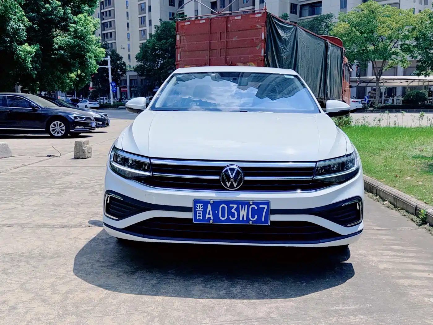 Photo 2 - Volkswagen Bora