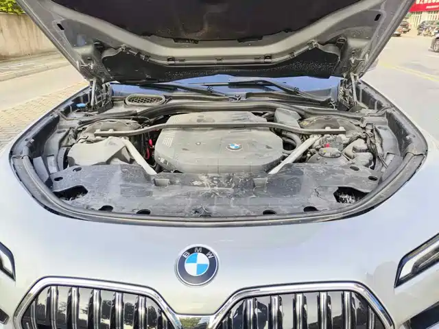 BMW 7 Series 2023 Model 735Li Luxury Package — фото 3
