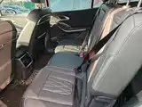 Photo 17 - Hongqi HS7 PHEV