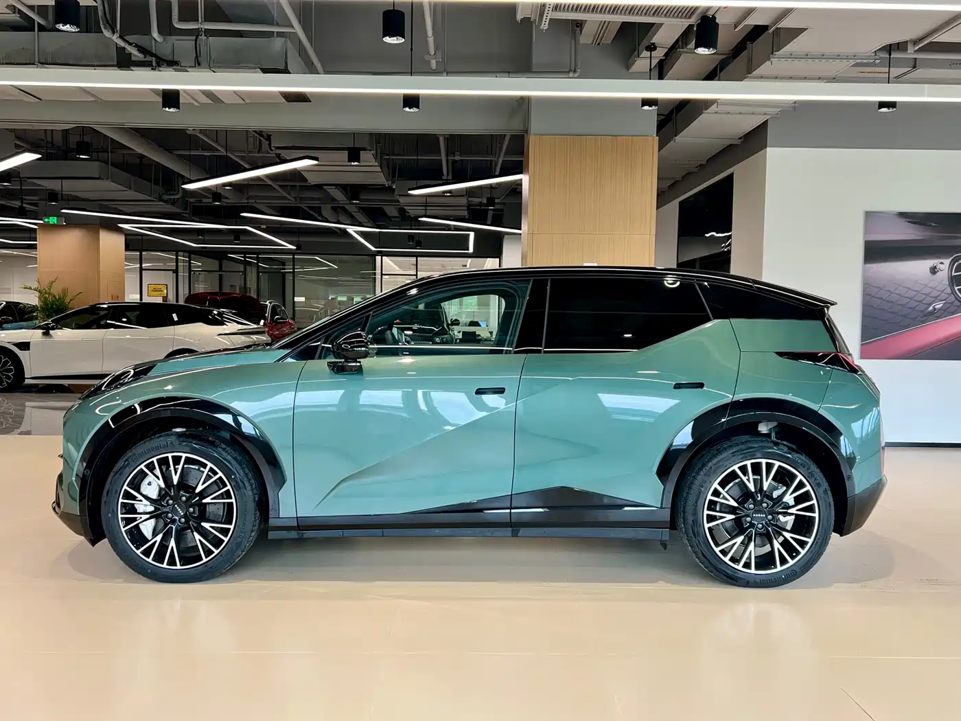Zeekr X 2025 5-Seater AWD Sport Edition фото 3