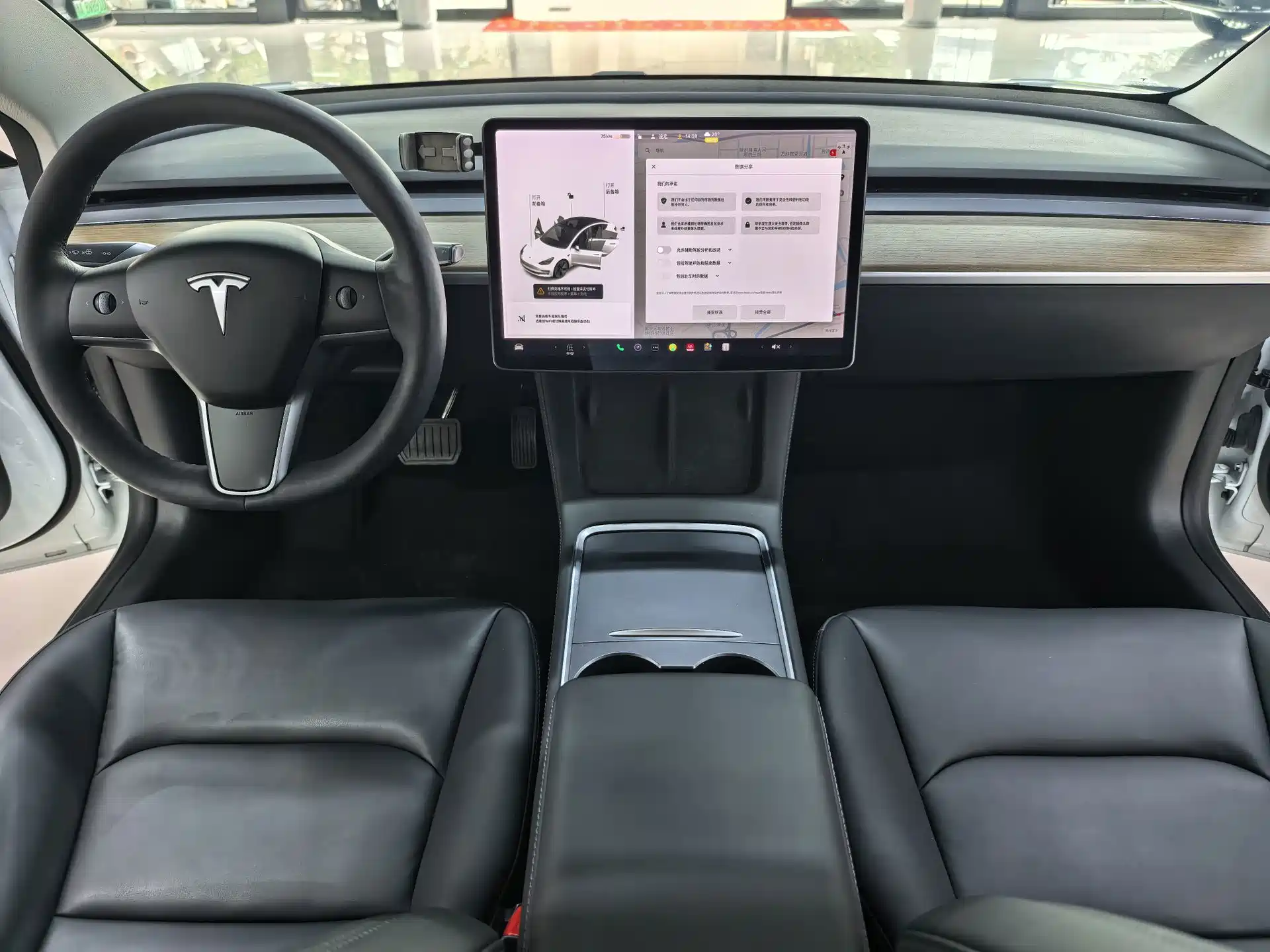 Фото 7 - Tesla Model 3