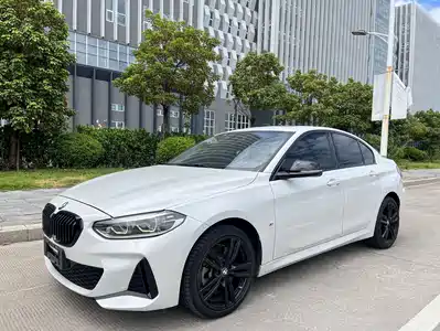 BMW 1
