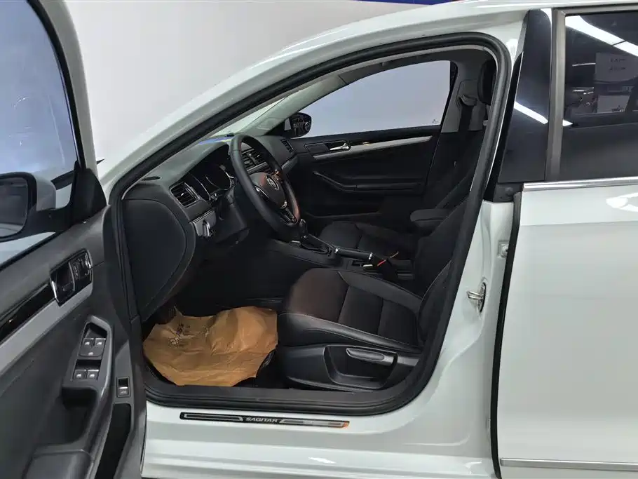 Volkswagen Sagitar 2018 280TSI DSG Comfort фото 9