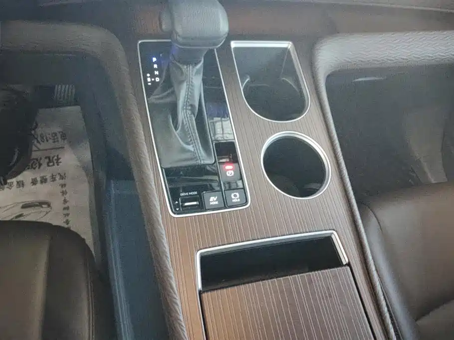 Toyota Sienna 2024 2.5L Hybrid Comfort Edition фото 16