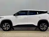 Фото 5 - Geely Atlas