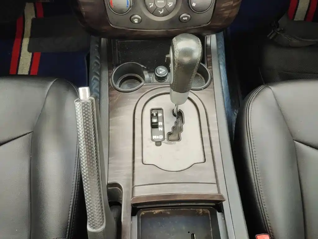 Roewe W5 2016 2014 1.8T 2WD Automatic Victory Special Edition