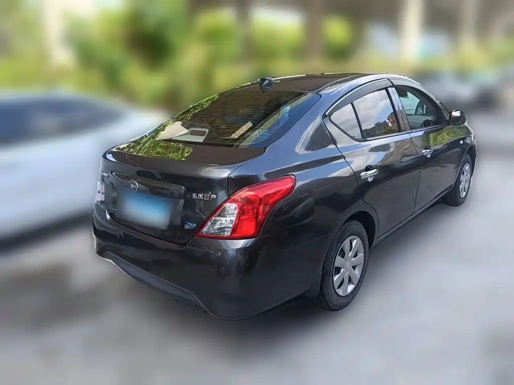 Nissan Sunny 2017 2016 1.5XE Manual Leading Edition