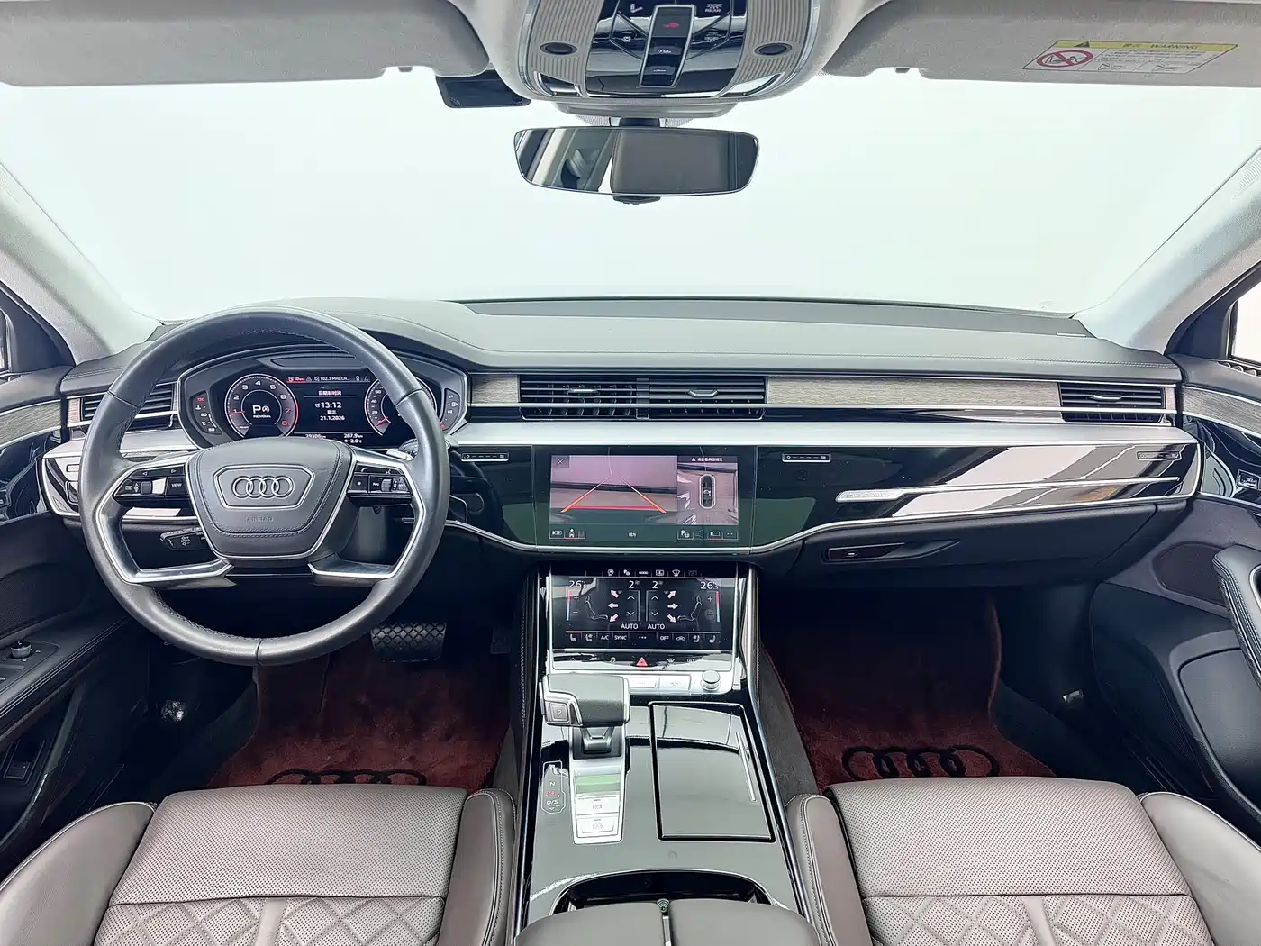 AUDI A8