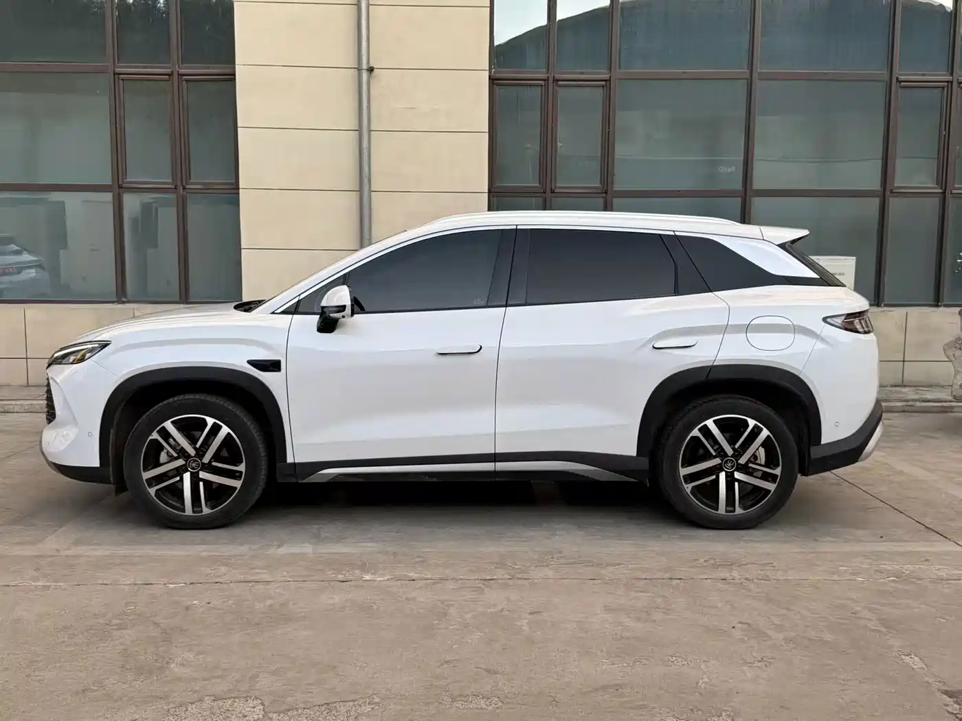 BYD Song L DM-i 2026 2025 Smart Drive 160km Premium
