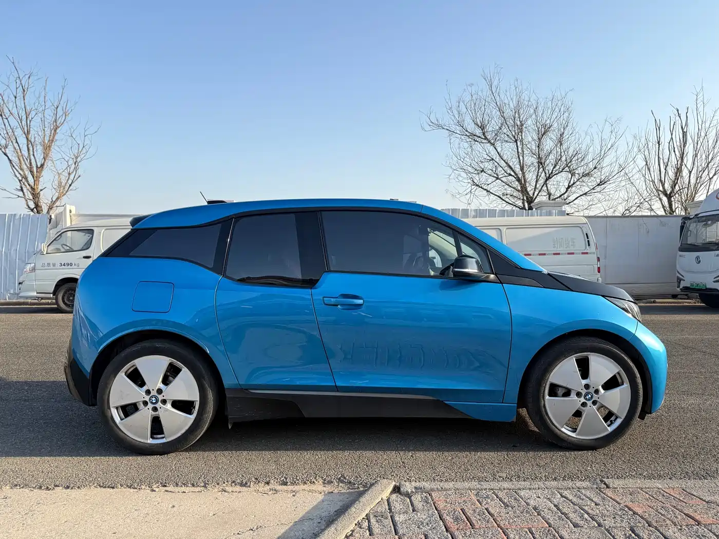 BMW I3