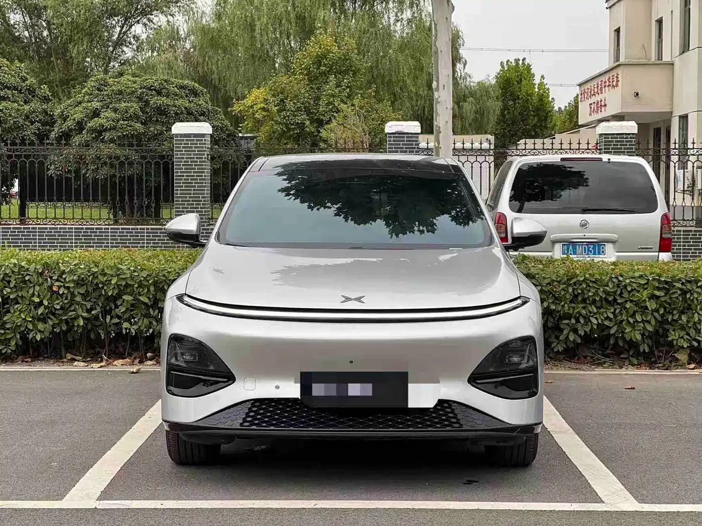 Фото 2 - XPeng G6