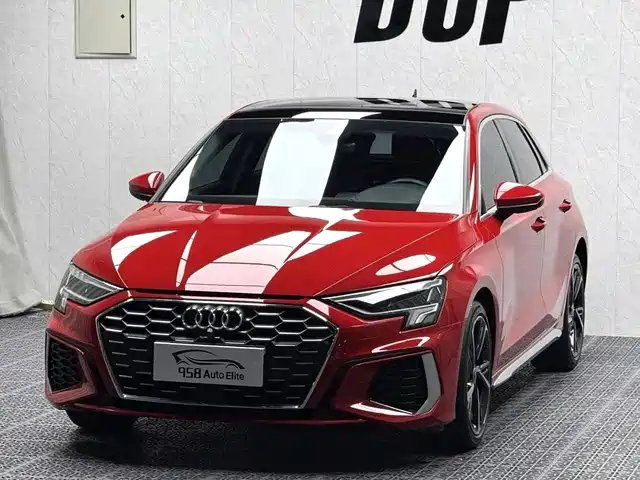 Audi A3 Рестайлинг, Sportback 35 TFSI, Стиль Спорт