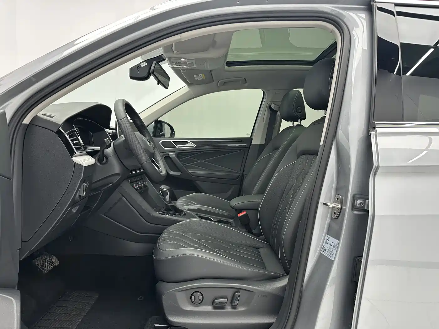 Volkswagen Tiguan L 2023 280TSI 2WD Trend Limited Edition фото 5