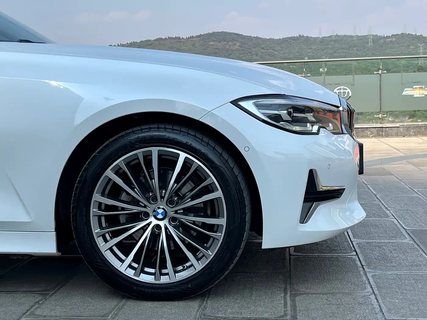 BMW 3 Series 2020 Facelift 325Li Launch Edition фото 28