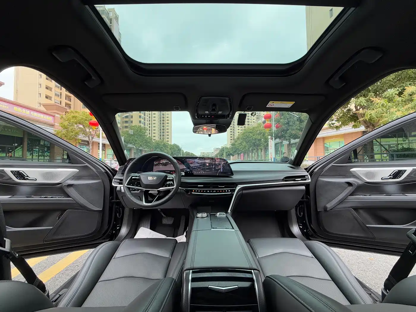 Cadillac CT6 2023 28T Luxury Edition фото 28