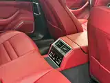 Фото 9 - Porsche Panamera