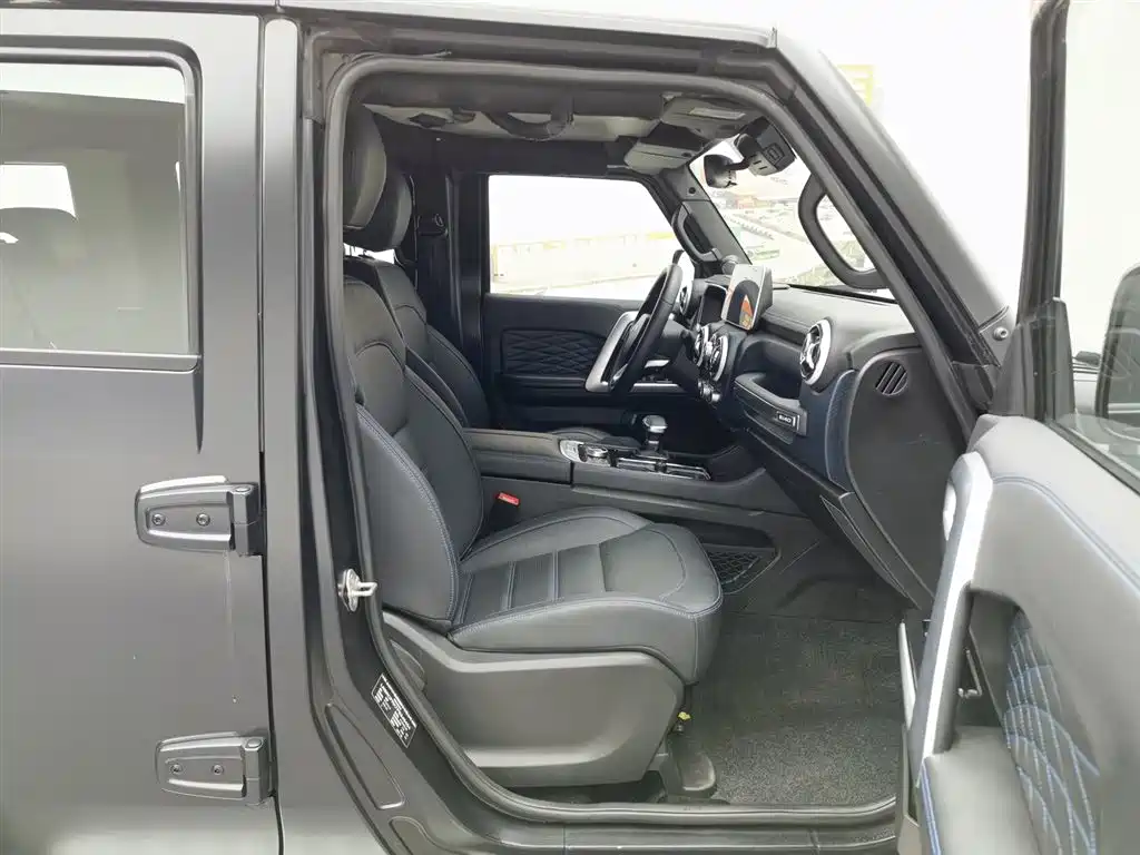 BAIC ORV Beijing Offroad BJ40 2023 2.0D Automatic 4WD Blade Hero Edition Knight Type фото 23