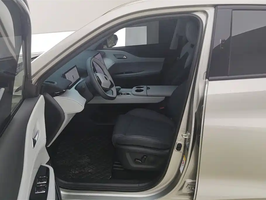 CHANGAN UNI Z NEW ENERGY