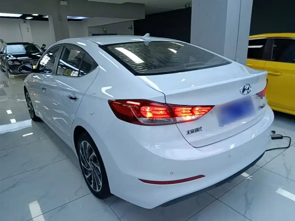 Hyundai Elantra 2019 1.4T Dual-clutch XuanDong·Vitality Type фото 5