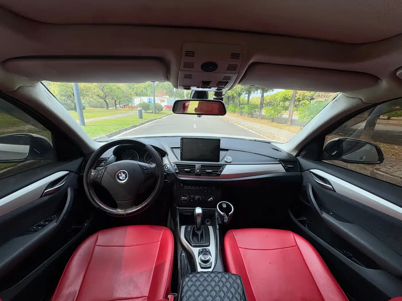BMW X1 2013 sDrive18i Fashion фото 7