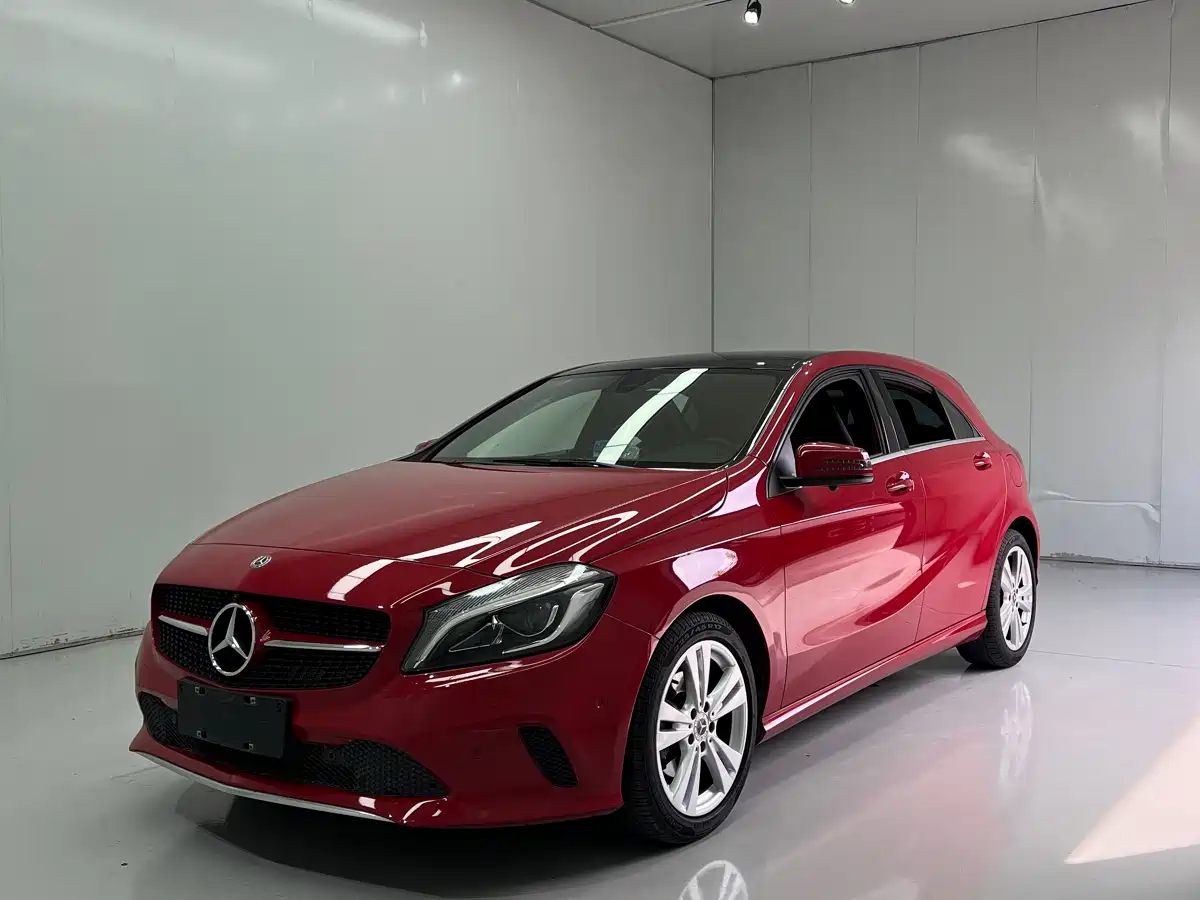 MERCEDES-BENZ A CLASS