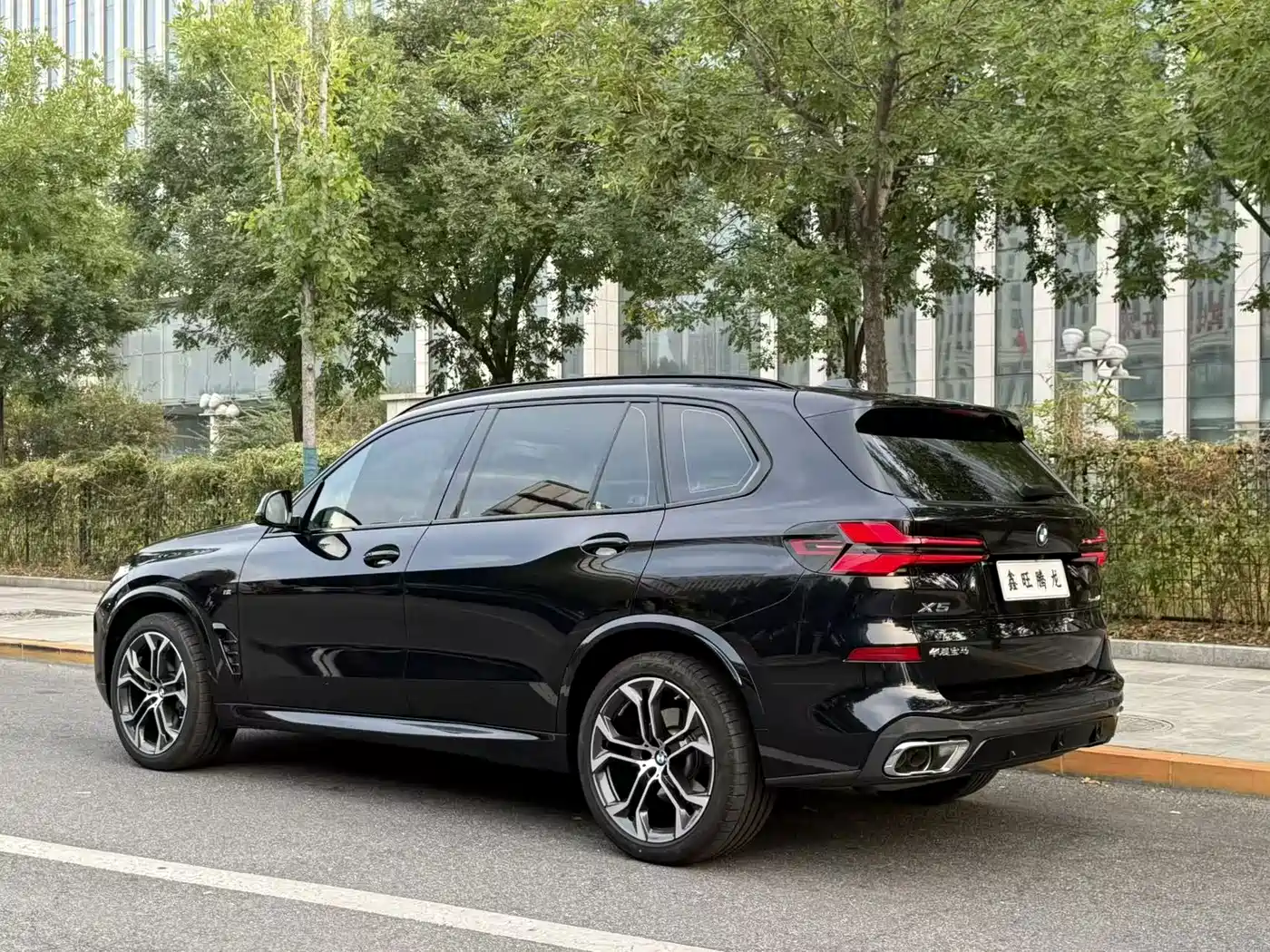 BMW X5 2026 2026 Facelift xDrive 40Li M Sport Shadowline Package