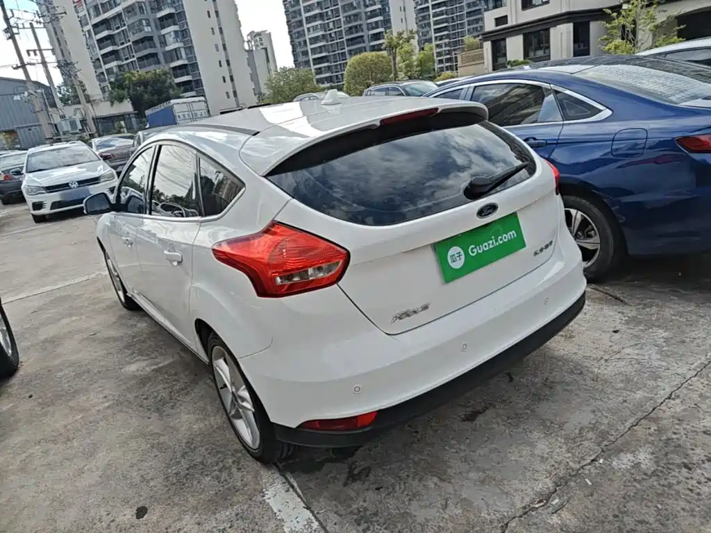 Photo 5 - Ford Focus