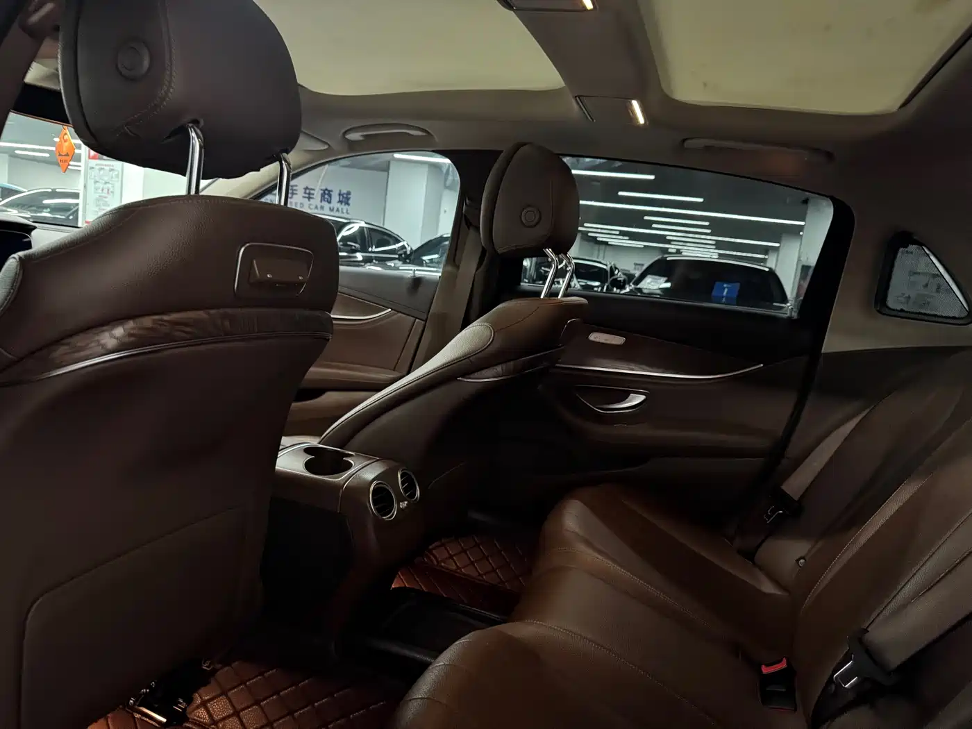 Mercedes-Benz E-Class 2016 E 300 L Sport Fashion Type фото 13