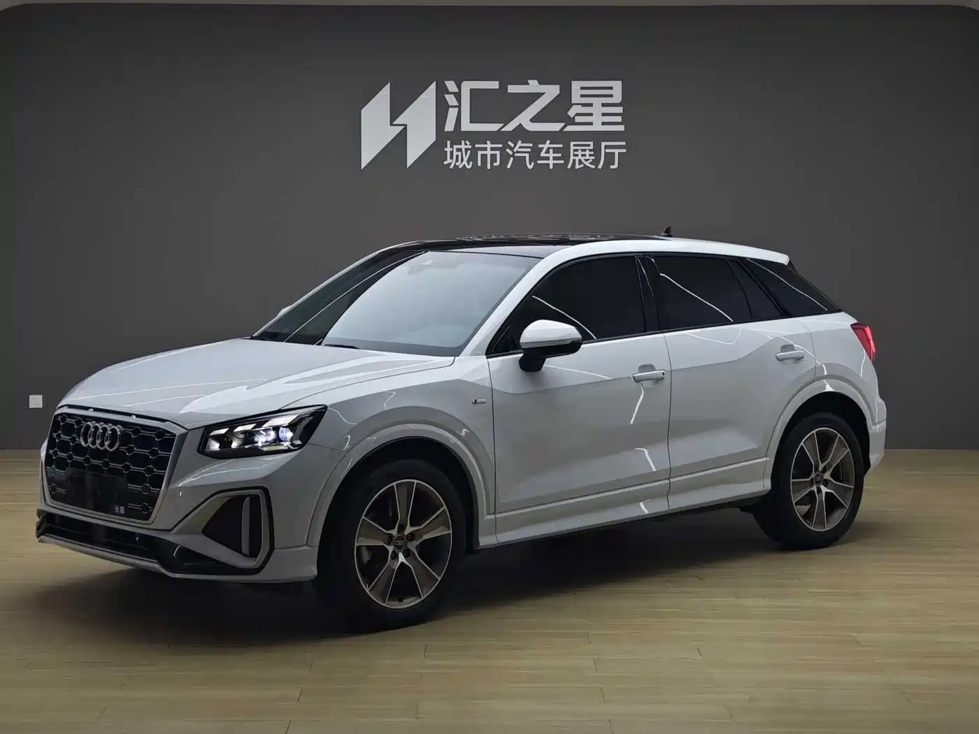 AUDI Q2L 2024