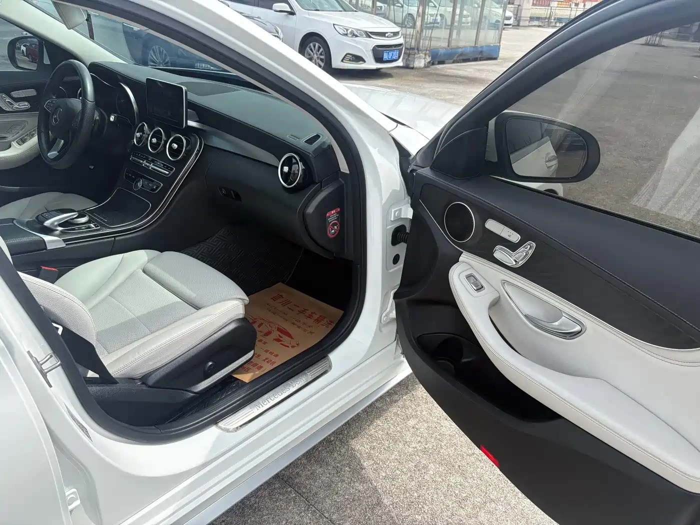 Mercedes-Benz C-Class 2016 C 200 L 4MATIC фото 12