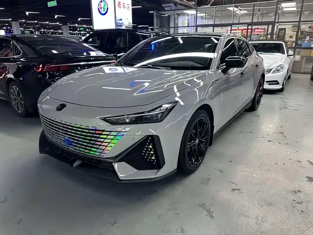 Changan UNI-V 1.5T, Премиум