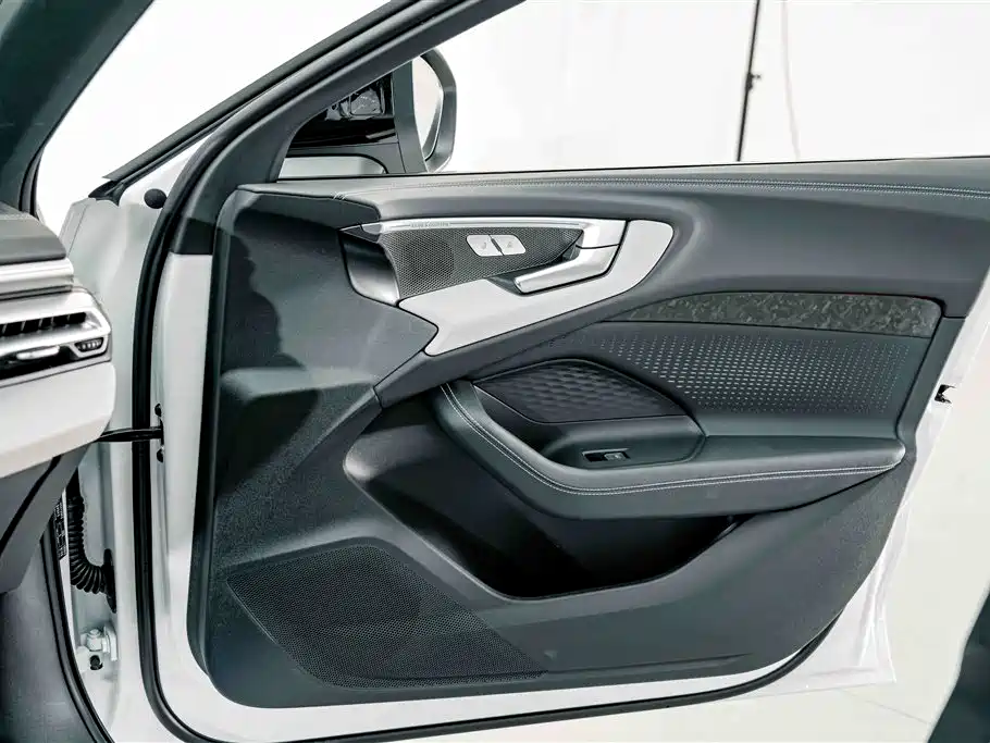 AUDI A5L