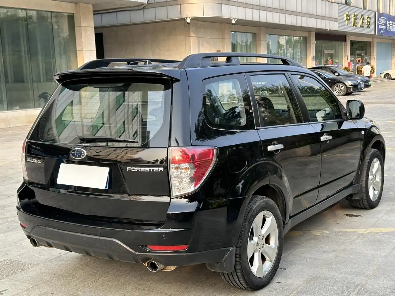 Subaru Forester 2009 2010 2.5XT Luxury Navigation Edition