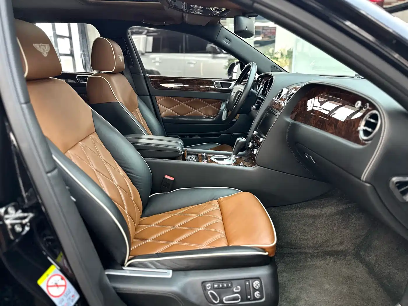 Photo 6 - Bentley Flying Spur